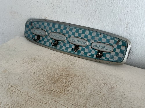 Alte hakenleiste blech shabby - alte,